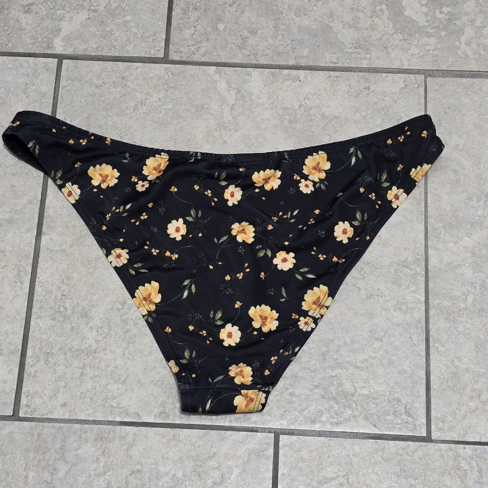 Aqua x Kristopher Brock Black Yellow Floral Bikini Swim Bottom Size Large - Picture 2 of 8